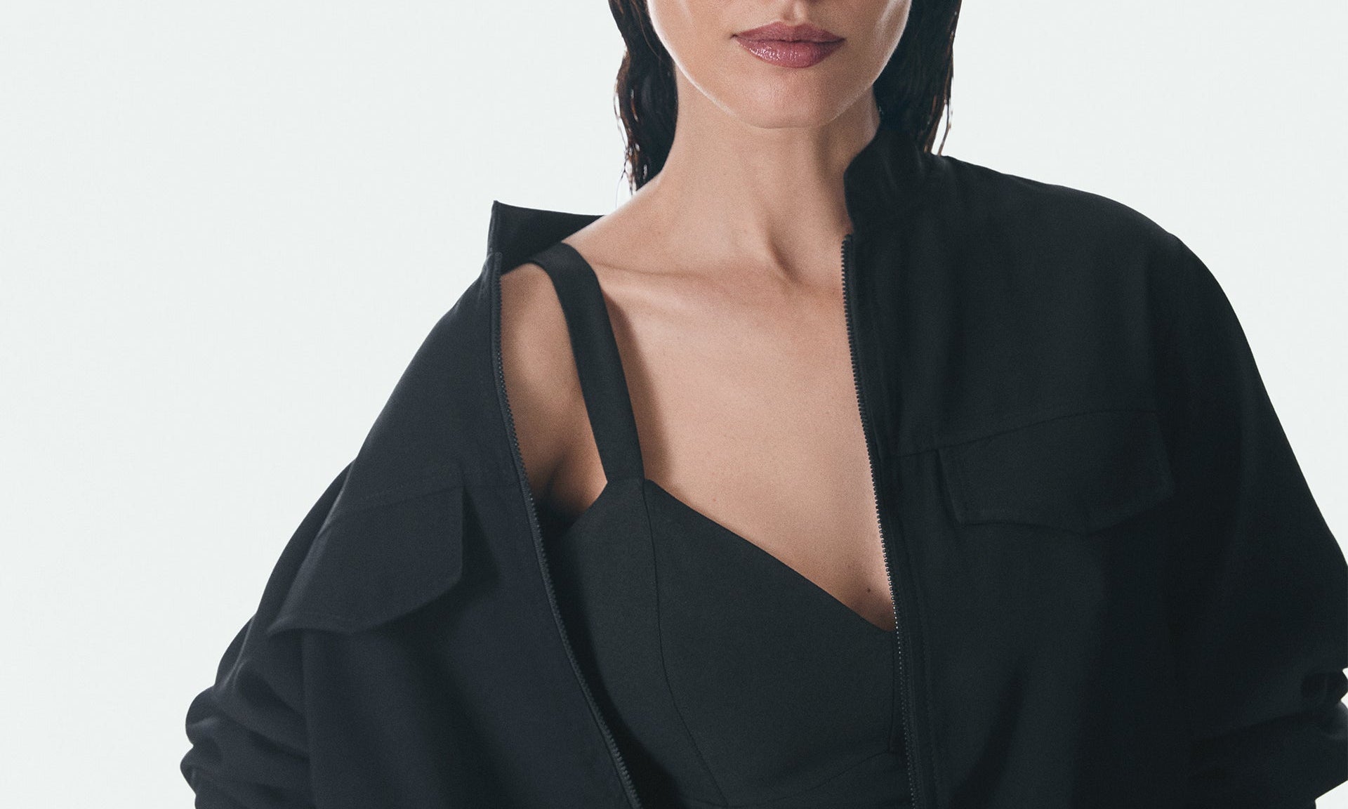 Do luar ao solar: inspirações de estilo para viver a cidade depois do pôr do sol usando esses looks