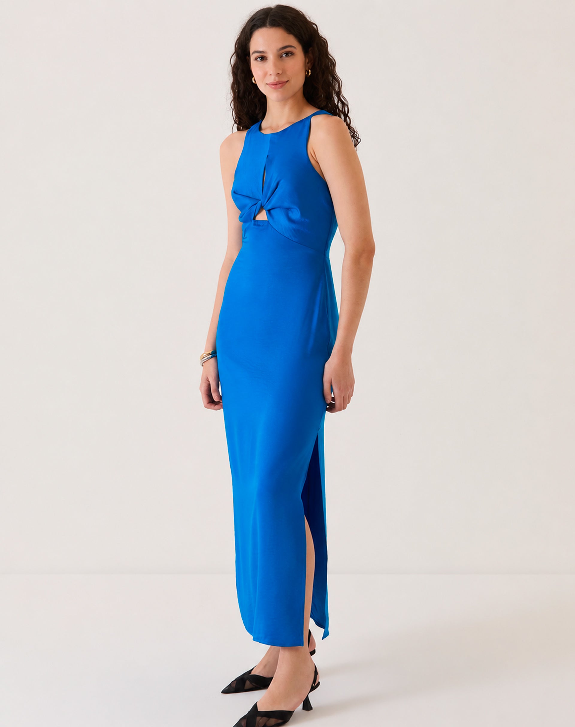 VESTIDO COM DECOTE HALTER E MOULAGE - AZUL