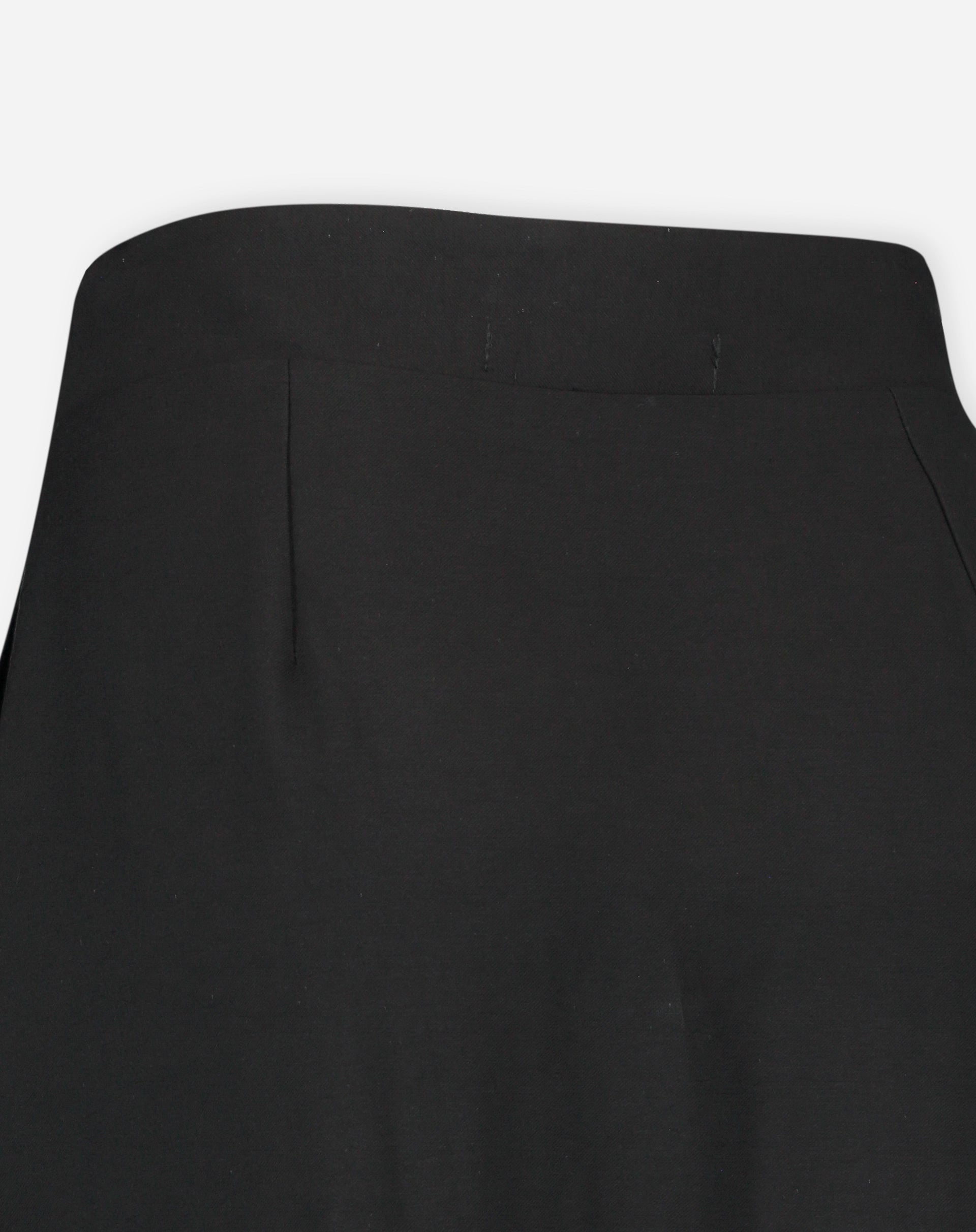 SAIA MIDI COM FENDA FRONTAL ALFAIATARIA - PRETO