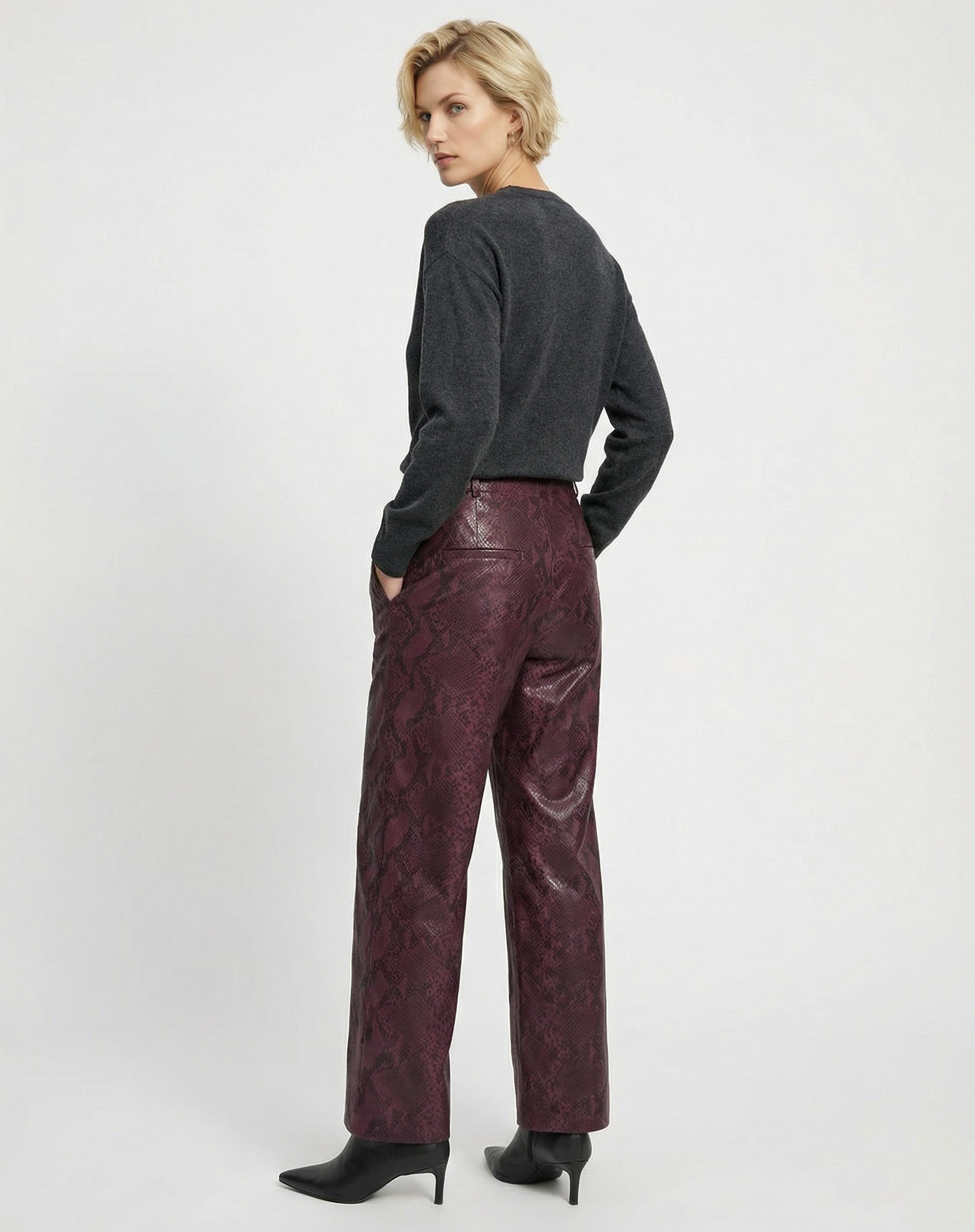 Suéter Cashmere Deluxe Gola Careca - Cinza Mescla Escuro