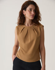 BLUSA COM PREGAS DE VISCOSE - MARROM