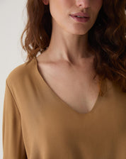 BLUSA MANGA LONGA DECOTE V - MARROM