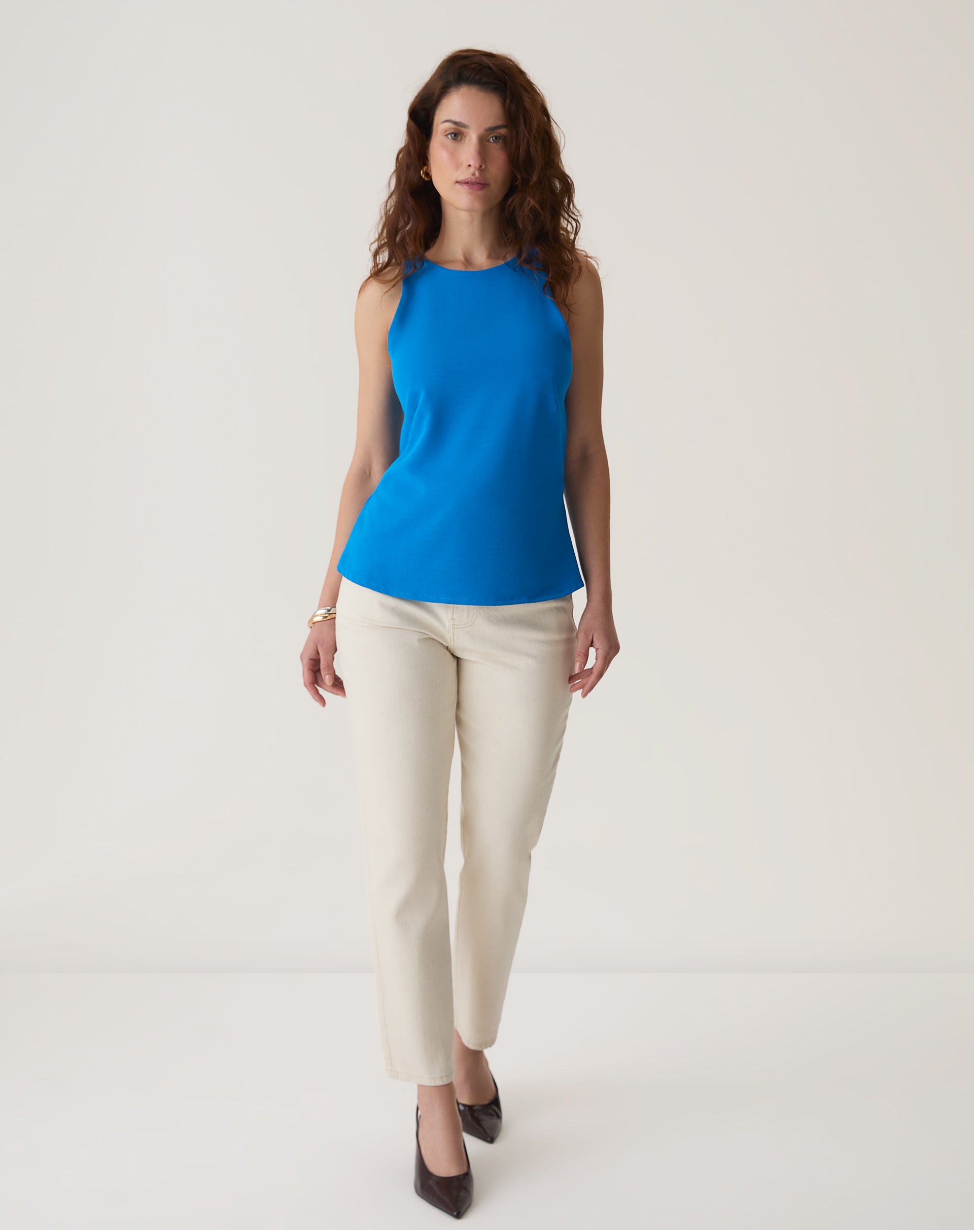 BLUSA SEM MANGAS DE CREPE - AZUL