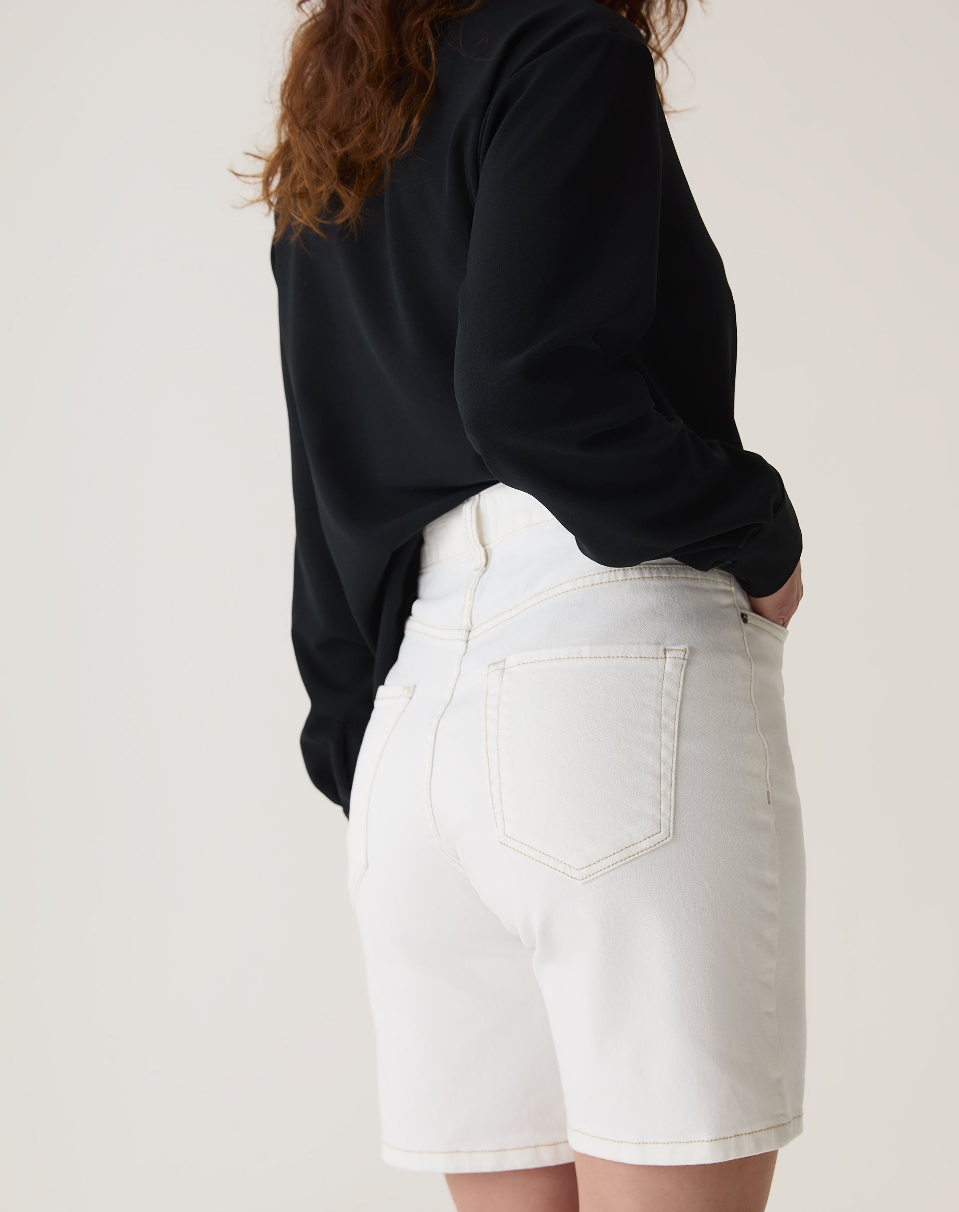 BERMUDA JEANS RETA - OFF-WHITE