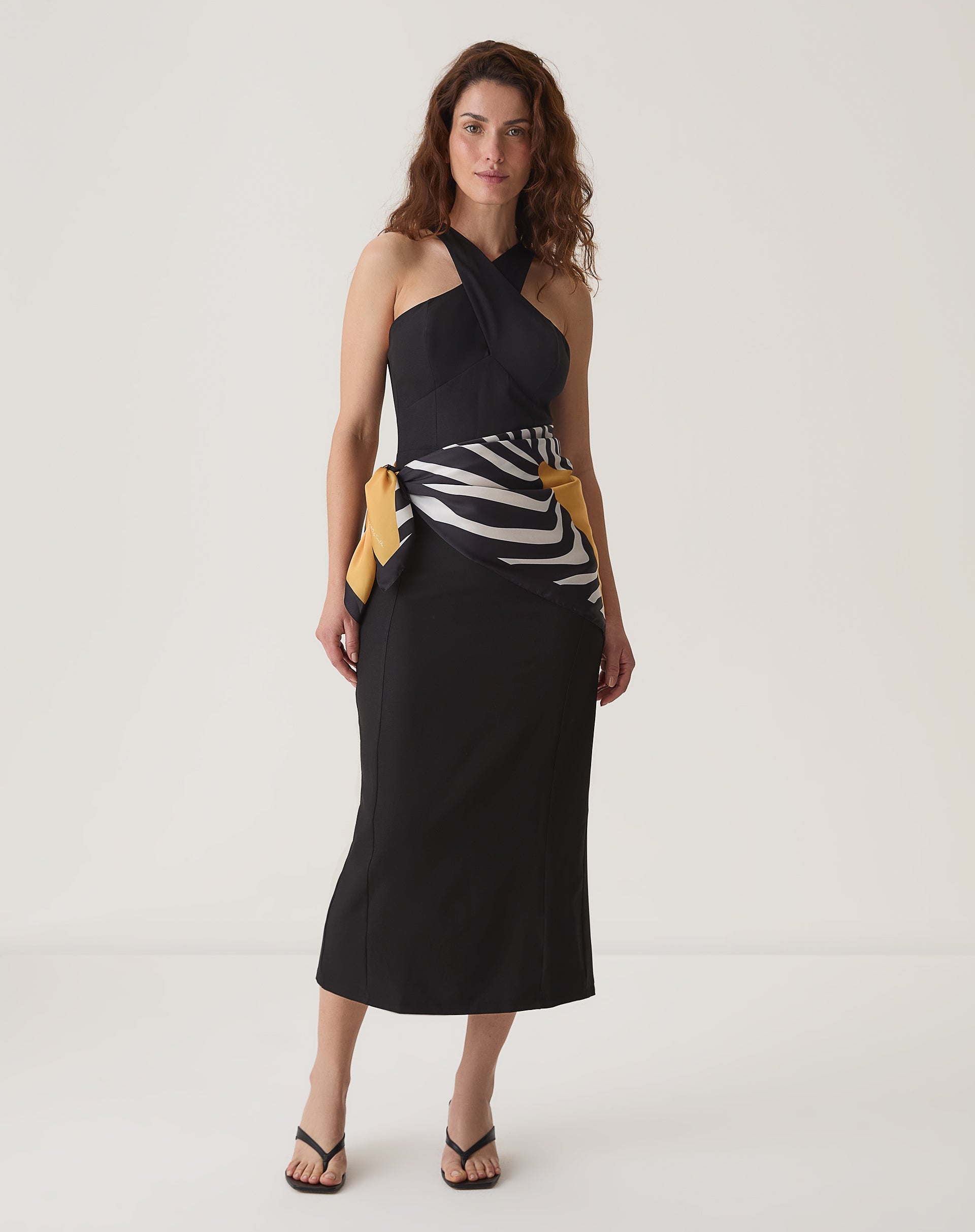 VESTIDO ALÇAS TRANSPASSADAS DE ALFAIATARIA - PRETO