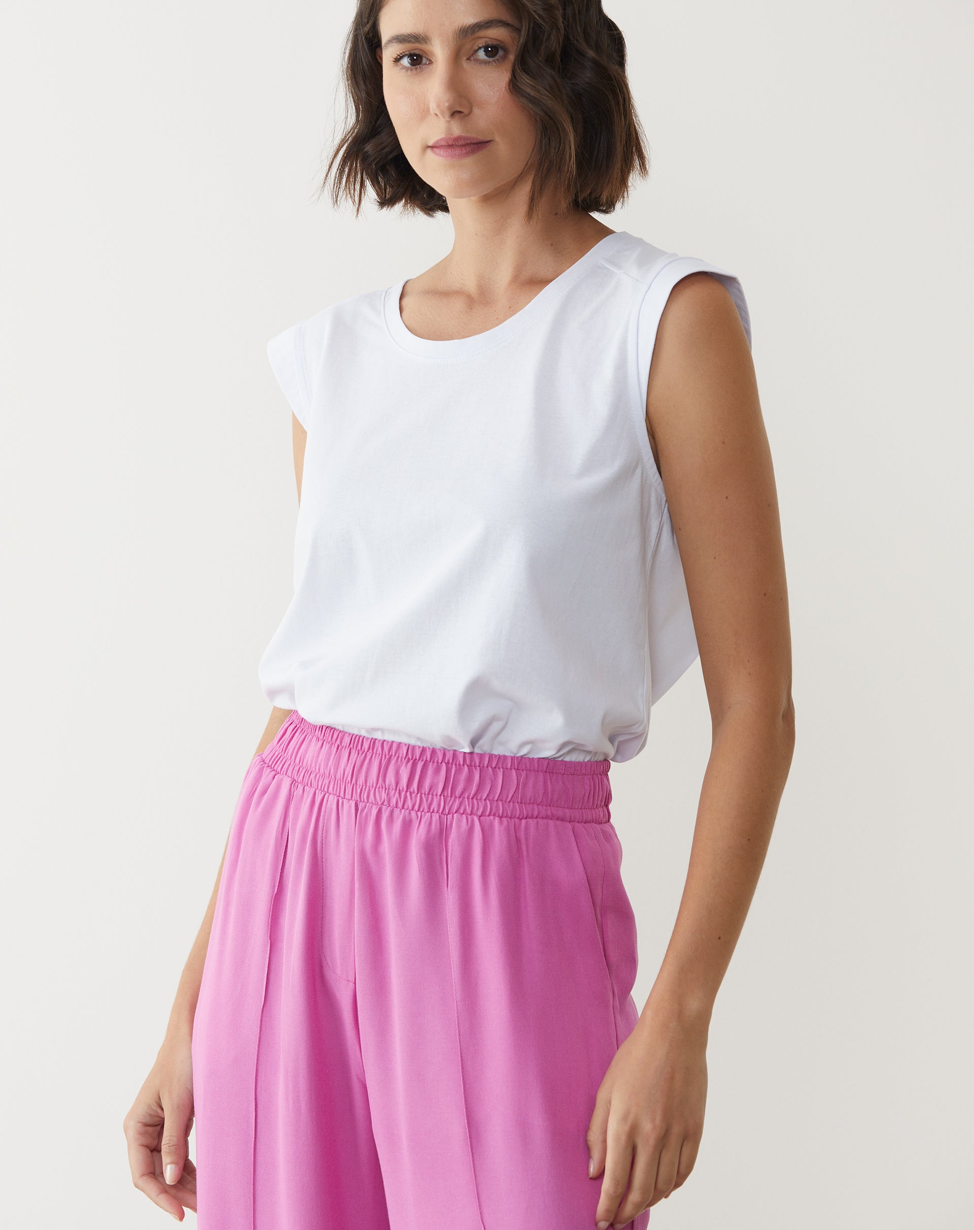 CALÇA VISCOSE CÓS ELÁSTICO COM FRISO - ROSA