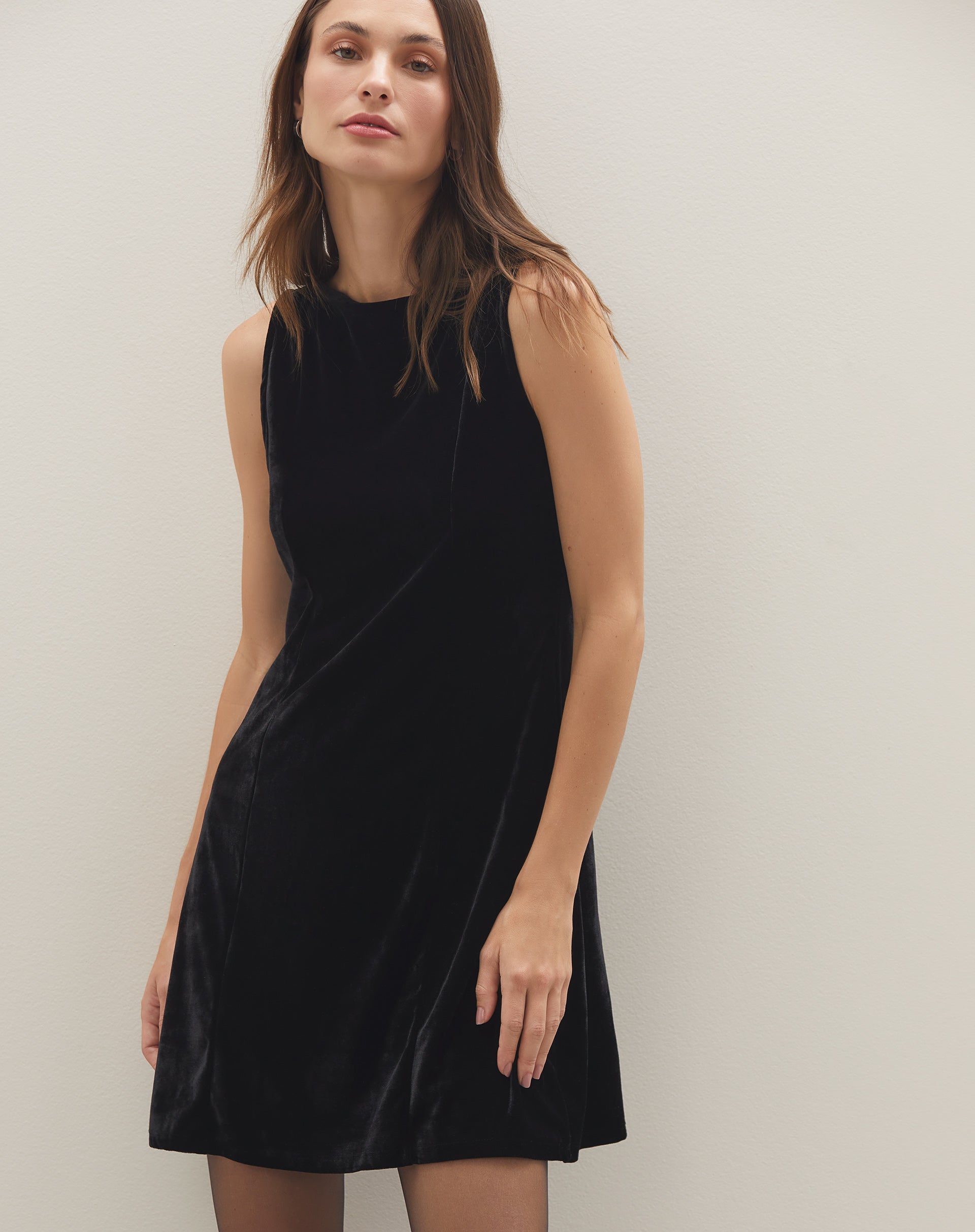 Vestido Curto de Veludo  - Preto