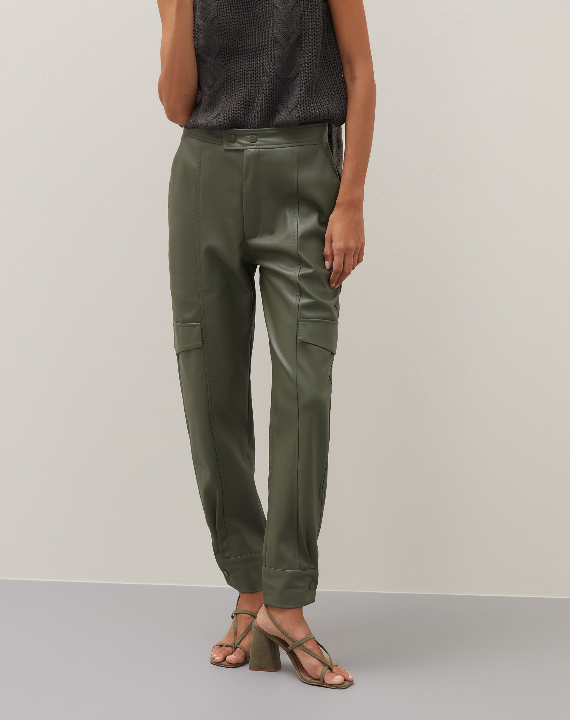 Calça Cargo de Pu - Verde Militar