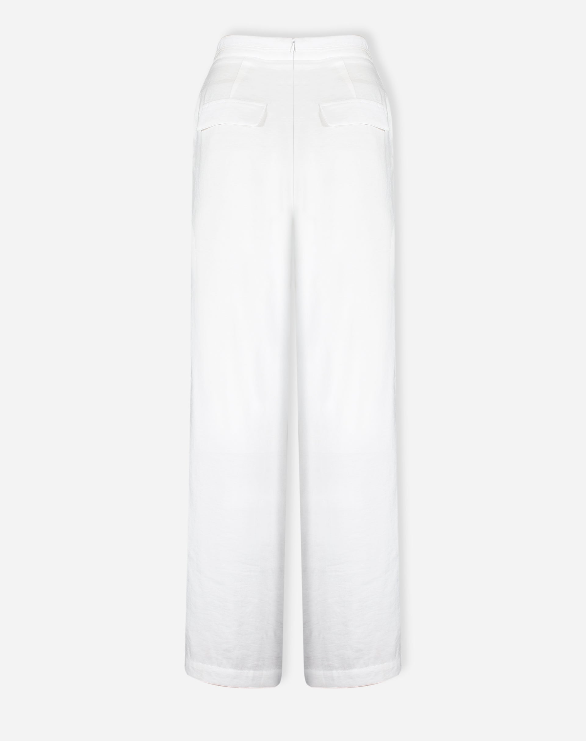 Imagem da calça wide leg off-white com pregas, vista traseira.