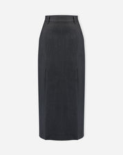 Saia midi alfaiataria cinza vista plana em fundo branco, mostrando comprimento midi, fenda lateral e linhas retas.