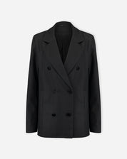 Blazer preto liso isolado em fundo branco, vista frontal do produto mostrando abotoamento duplo e bolsos embutidos.