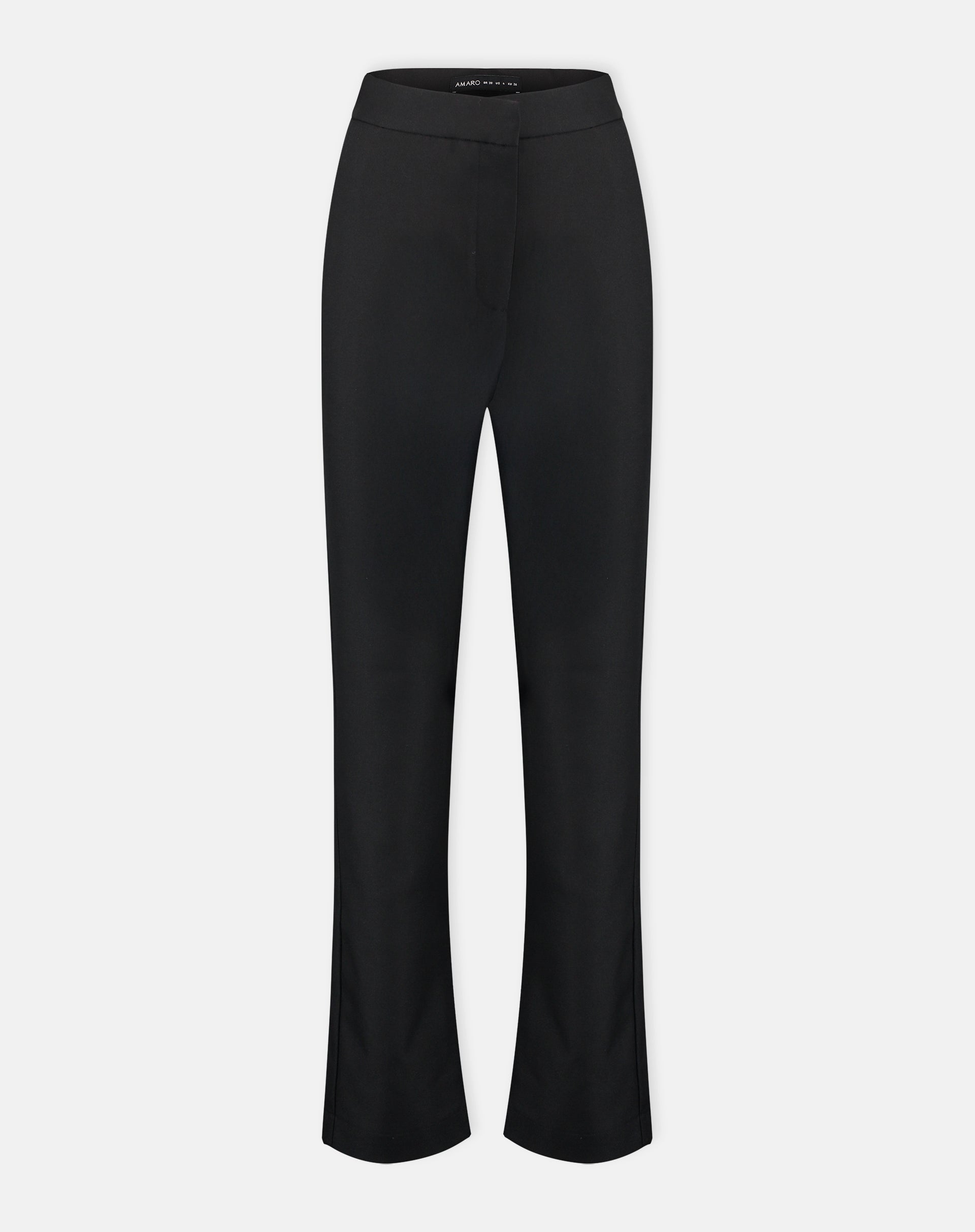 Imagem do produto: calça preta alfaiataria recortada em fundo branco mostrando silhueta inteira