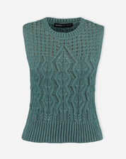 Regata tricot ponto diferenciado verde apresentada sozinha em fundo branco, vista frontal do produto