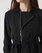 JAQUETA COM AMARRAÇÃO DE ALFAIATARIA - PRETO