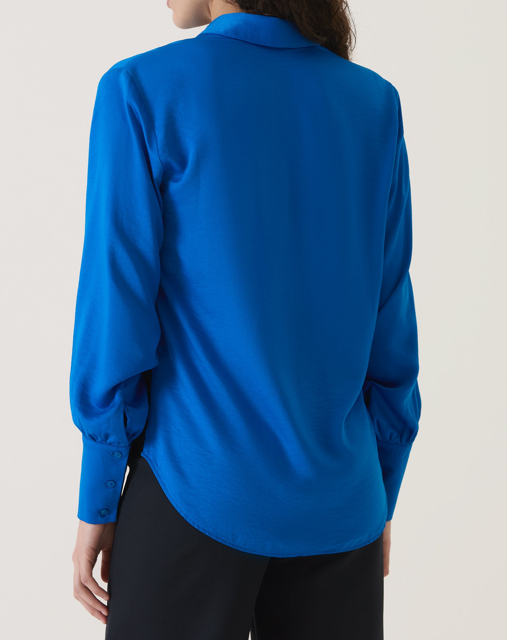 CAMISA MANGA LONGA DE CETIM - AZUL